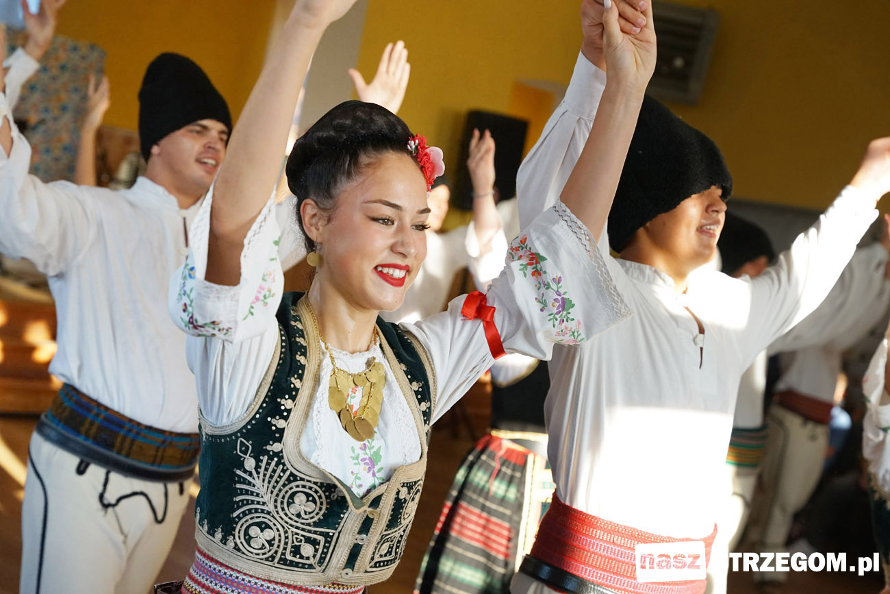 Folklor z Kolumbii i Serbii zagościł w Olszanach [FOTO] 